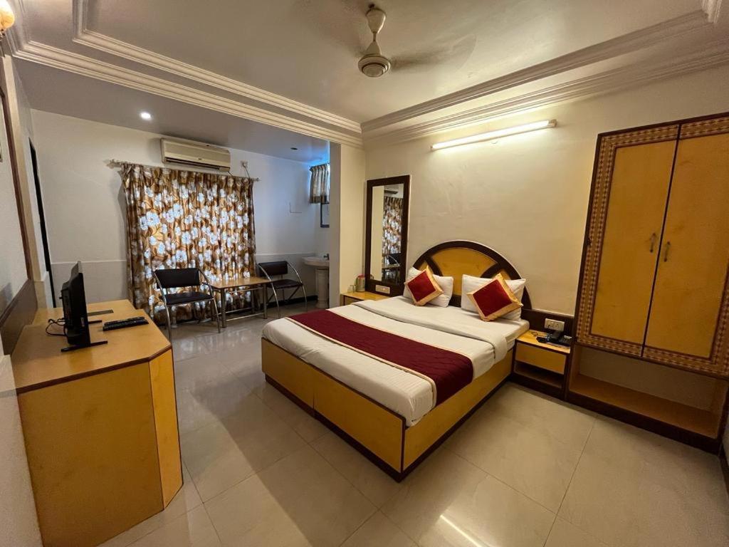 Ganga Sagar Hotel Bangalore Exterior photo