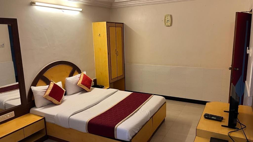 Ganga Sagar Hotel Bangalore Exterior photo